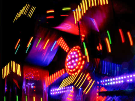 Silvia Wellenkamp, Lichtspiel Karussell, 2025
